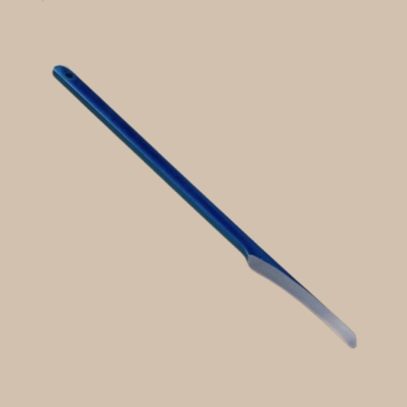 Zakrivljeni strugač / rezbar sa dugom ivicom